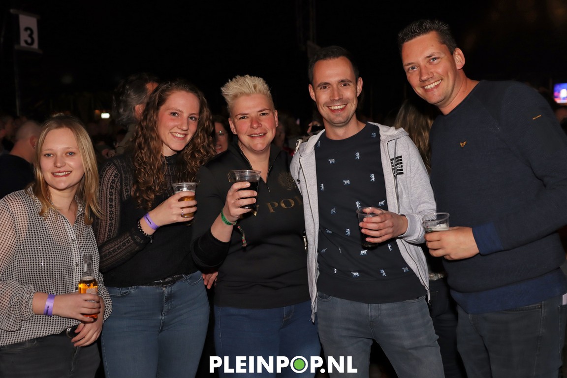 V R I J D A G     (48)